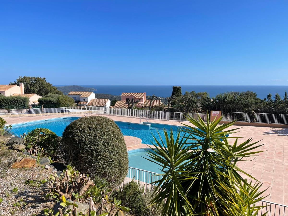 Bastide 2 - Piscine - Vue - Wifi - 2 Sdb *