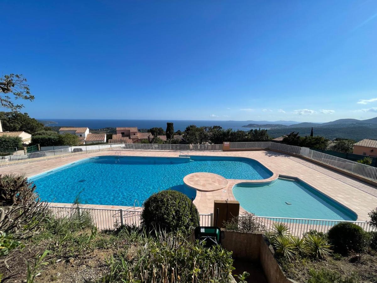 Apartment Bastide 2 - Piscine - Vue - Wifi - 2 Sdb La Croix-Valmer