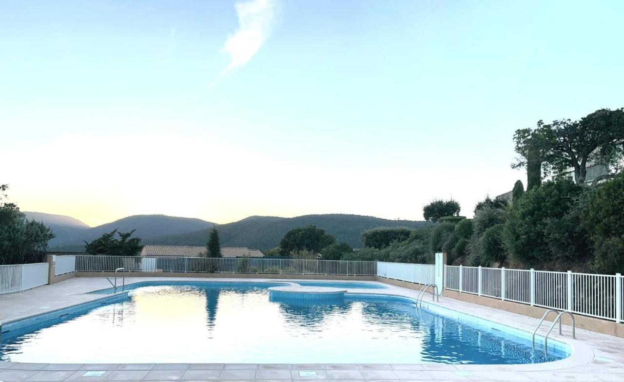 Bastide 2 - Piscine - Vue - Wifi - 2 Sdb Apartment